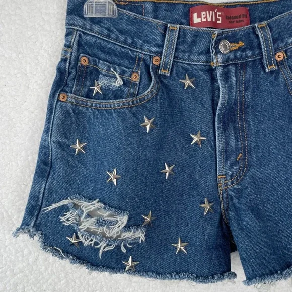 Levis 550 Relaxed Fit Star Studded Distressed Denim Shorts Blue Womens 29 - Picture 2 of 8